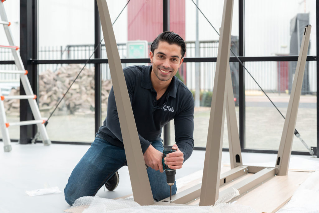 Project bureau in elkaar zetten